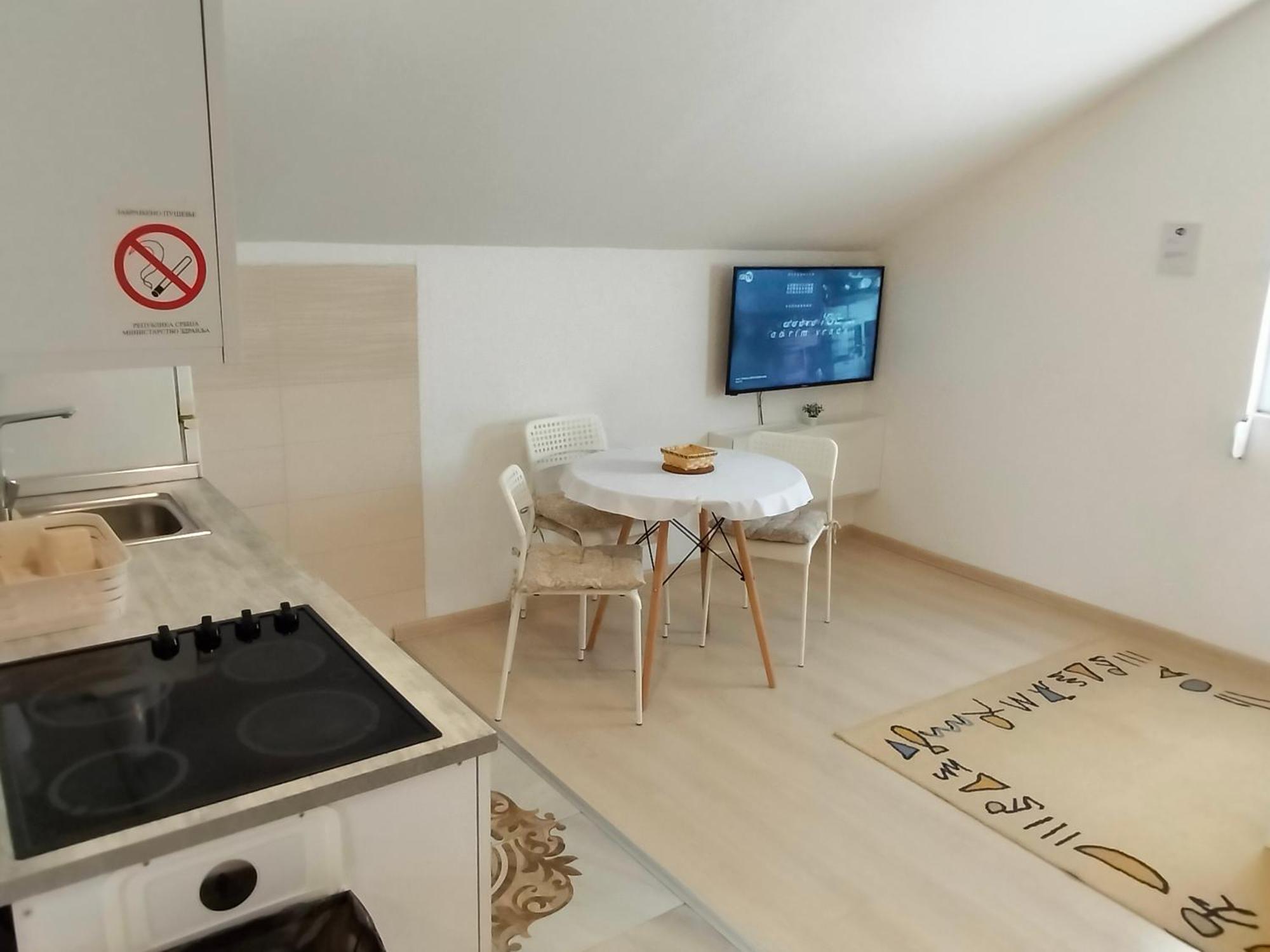 A1 - Airport Belgrade Apartment Exterior foto